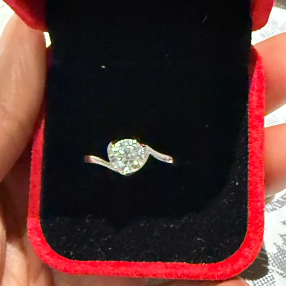 925 Sterling Silver Moissanite Heart Dainty Engagement Ring